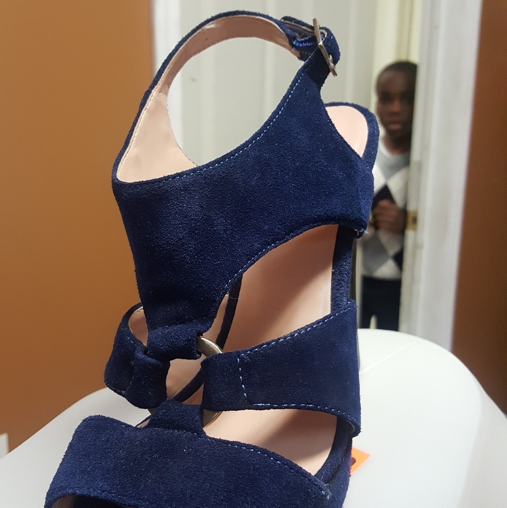 Shoes - Picture 2 of 2